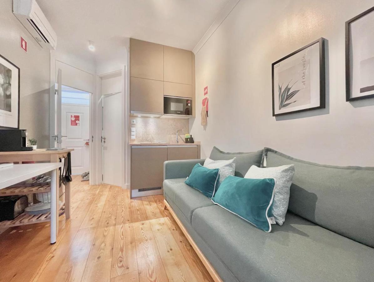 Vila Rosario 3 Studios With Patio By Homeful Homes ลิสบอน ภายนอก รูปภาพ